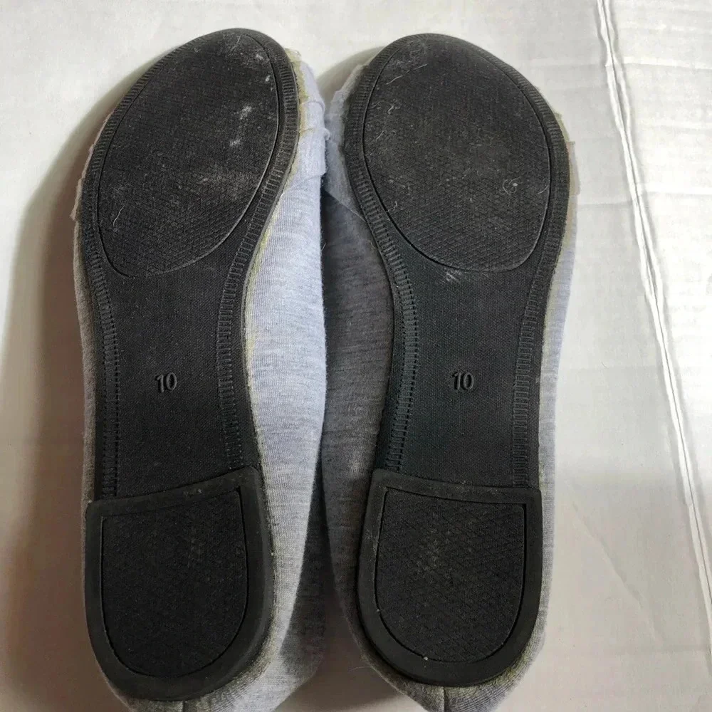 Women slippers size 6